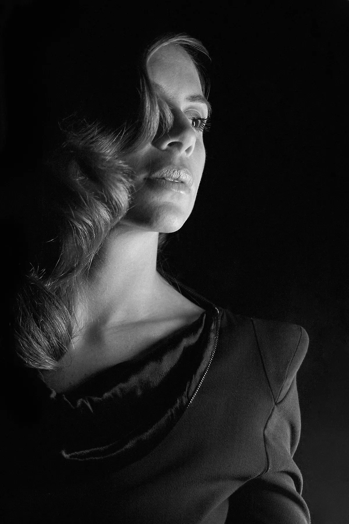 Ritratto femminile in bianco e nero
